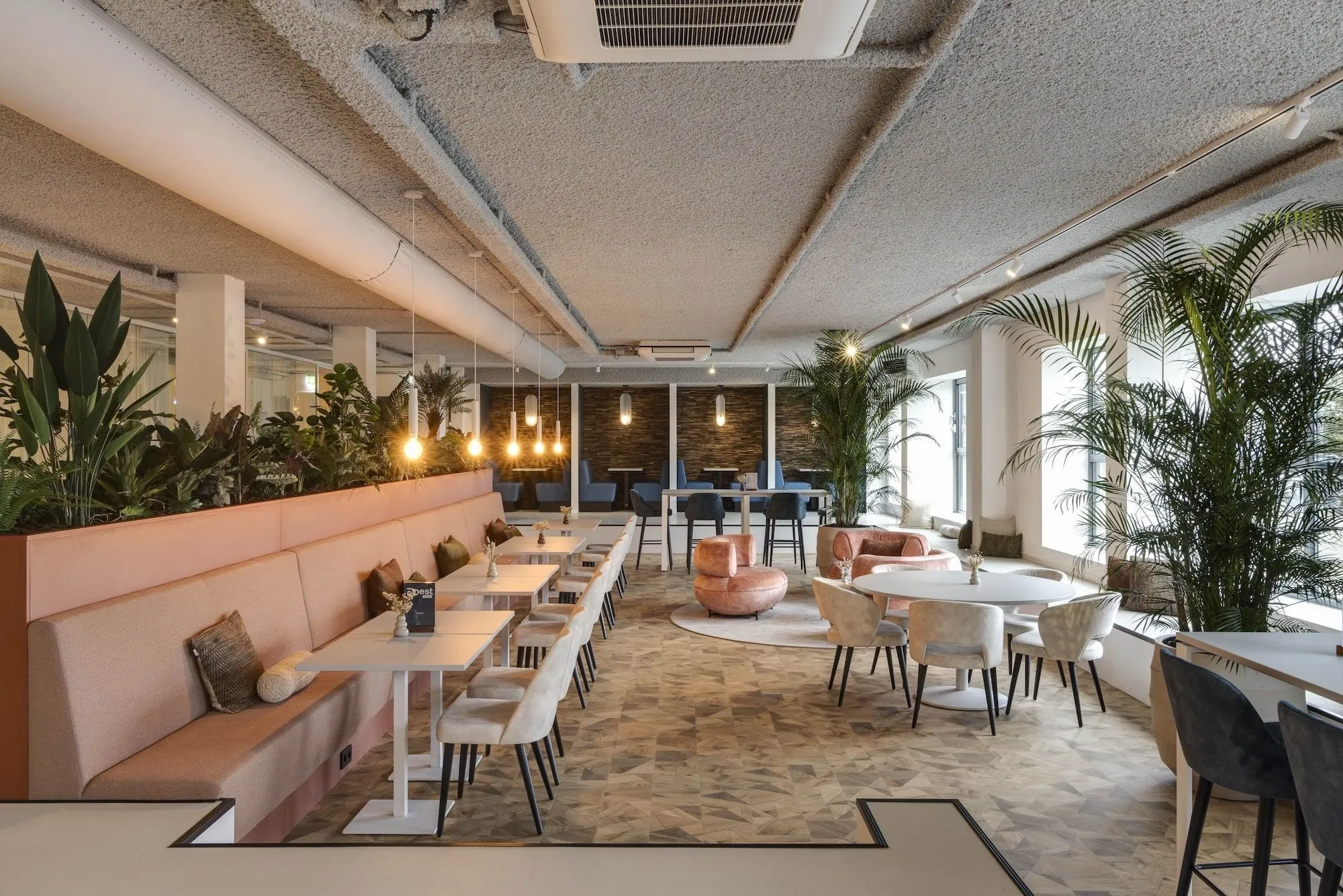 Kantoorinterieur van Julia